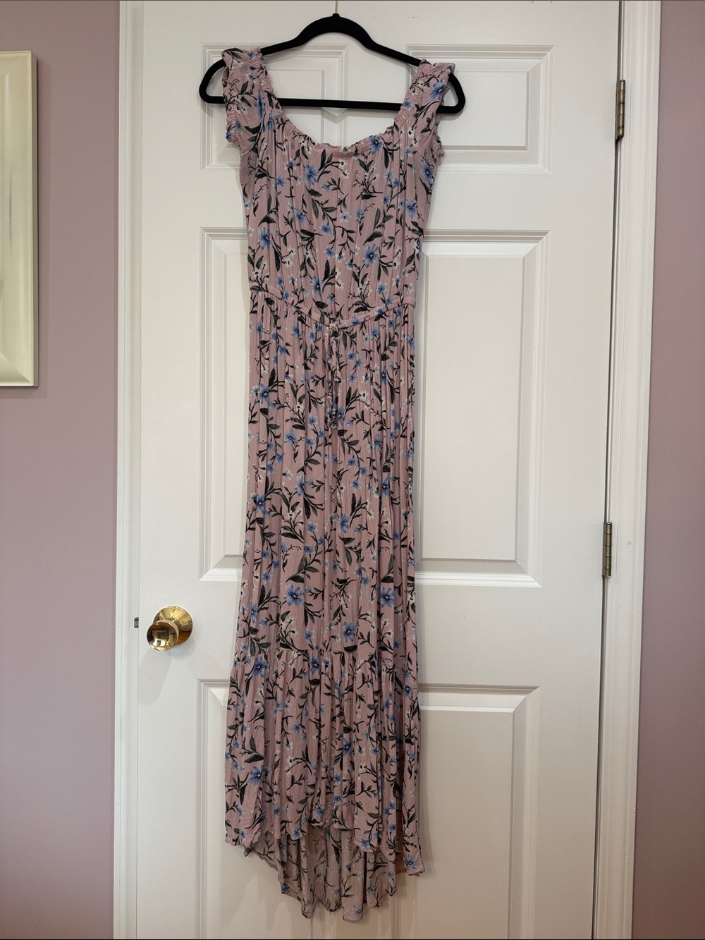 American Eagle Outfitters Blush Floral High-Low Maxi Dress